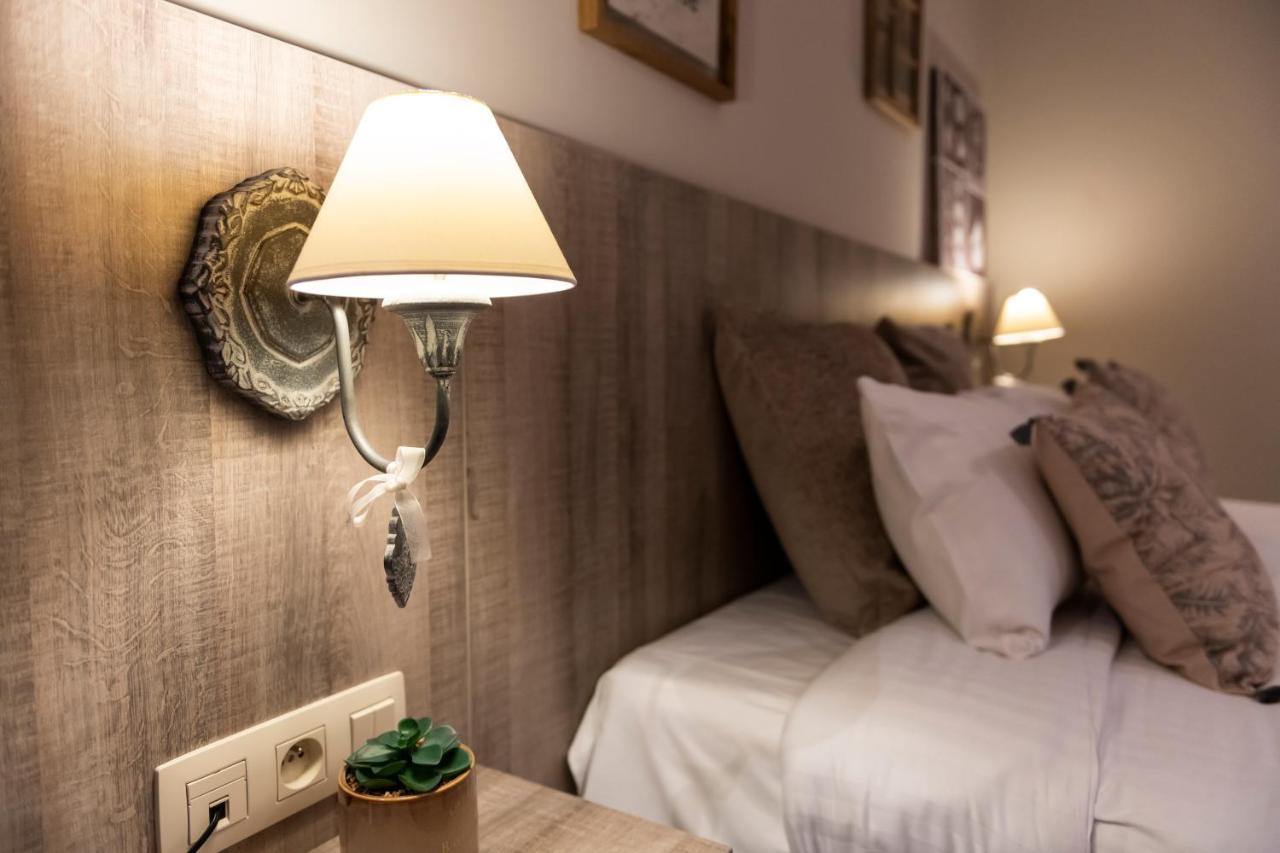 Hotel De La Tour Melen Dış mekan fotoğraf